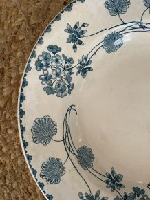 4 assiettes creuses Sarreguemines U&amp;amp;Cie modele géranium 1900