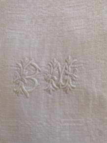 Paire beaux torchons fil de coton damassé monogramme BM.