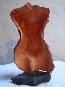 Buste vestige sur socle pierre 