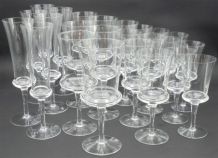  Lot de 24 verres à pied 