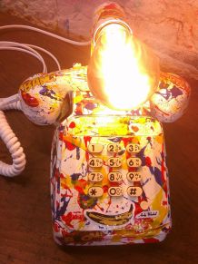 Téléphone a touche lampe customisé 