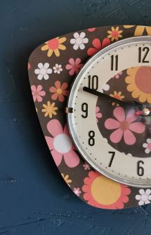 Horloge vintage pendule murale silencieuse "Fleurs"
