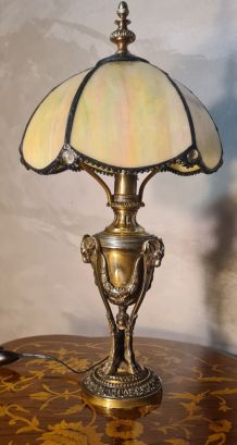 lampe bronze a tete de bouc 19eme  douille a tirette et supo