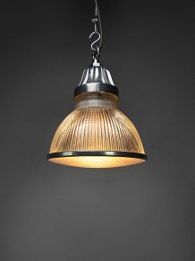 Lampe industrielle Holophane.