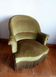 Fauteuil crapaud en velours vert art déco 
