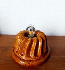 Lampe à poser moule à gâteaux en céramique 