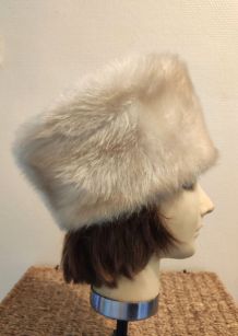 Toque en fausse fourrure "Pelfran" (Années 70)