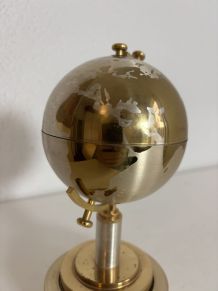 Porte-cigarettes vintage 1960 mappemonde distributeur - 20 x