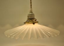 Suspension en opaline 