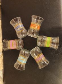6 verres orientaux anciens – charme et couleur