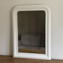 Miroir Louis Philippe fin 19ème. Blanc. 80x60.