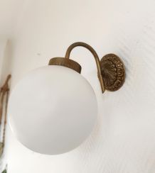 Paire d'appliques col de cygne doré 