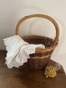 Panier rond en osier bicolore annees 80.