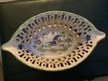 2 corbeilles en faïence 