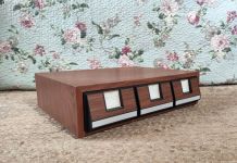 Boite de rangement pour cassettes audio (années 70/80)