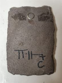 Plaque en pierre de lave émaillée - Jean Jaffeux.