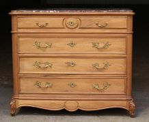 Magnifique commode en noyer L. GENIN (Marseille). Vers 1900.