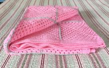 Couvre lit en laine crochetée (fait main) 240 x 180 cm