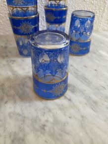 6 verres à thé marocains bleus et dorés.