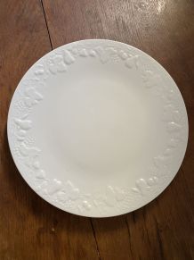Plat à gâteaux porcelaine de Limoges Ph Deshoulieres.