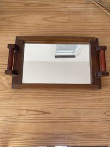 Plateau art déco en bois et miroir.