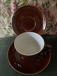 1 tasse et 2 sous-tasses style bistrot Villeroy et Bosch.