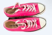 Converse rose 