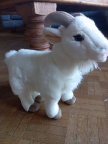 Peluche chèvre 