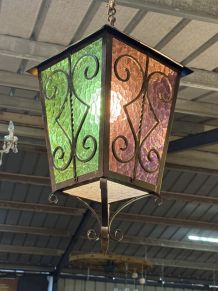 Lampadaire en verre de couleur