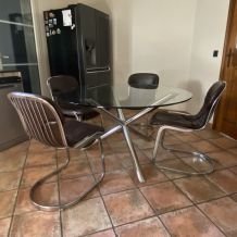 Table Renato Zevi pour Roche Bobois. 1970. 