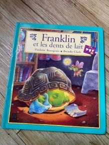 Peluche Franklin avec masque livre et tampons