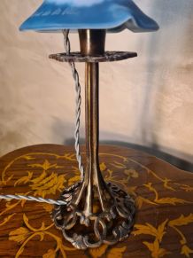 lampe bronze art nouveau tulipe pate de verre signé lumieres