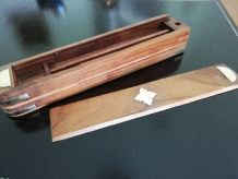 Plumier D'écolier En Bois Et Laiton Ancien 