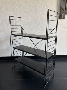 Etagère vintage 1950 tomado sur pieds design A.Dekker noire 