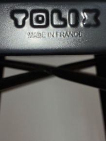 Lot de 2 authentiques tabourets H de Tolix