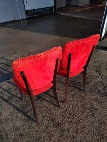 Paire de chaises vintage en  fourrure rouge