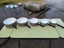Batterie de 5 casseroles vintage