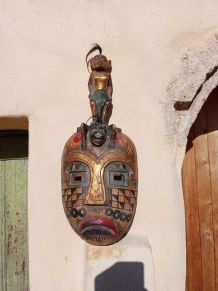 Grand masque Indonésien