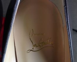 Escarpins Louboutin Kaki vernis