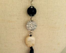 Collier sautoir de créateur