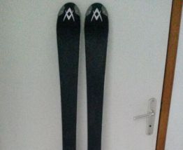 skis VOLKL paraboliques