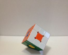 Rubik's cube 3x3x3 - Sans stickers (Speed Cube)