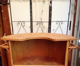 meuble bar vintage en rotin 