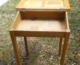 bureau d'écolier ancien