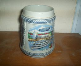 CHOPE A BIERRE EN CERAMIQUE DECOR EN RELIEF 