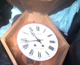 horloge oeil de boeuf 