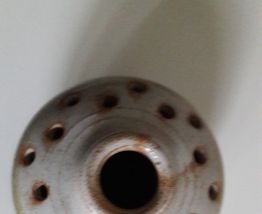 Pique fleurs signé Volkoff (Vallauris)