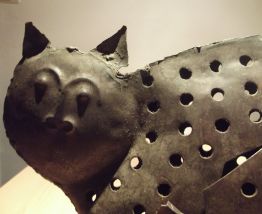 chat métal photophore