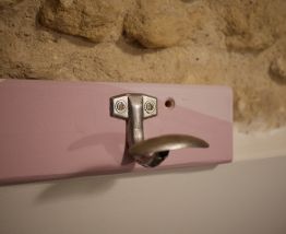 Porte manteaux écolier rose et paillettes