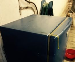 Ancien Réfrigérateur de marque FRIGIDAIRE 1950